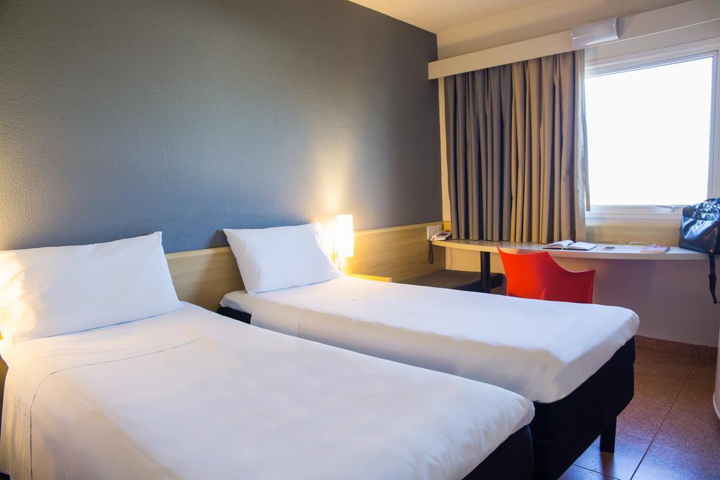Hotel Ibis Criciuma Criciuma  Exterior foto